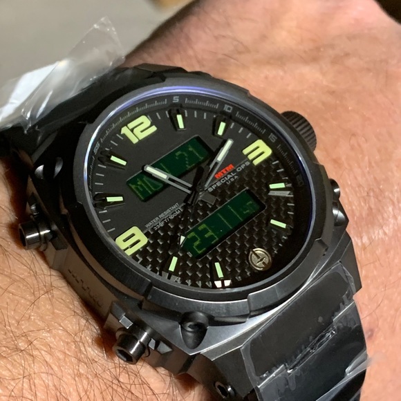 MTM Special Ops Watch Air Stryk II Black Titanium - Picture 4 of 13